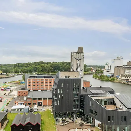 Tatil Evi Lejlighed I Penthouse Med Fire Terrasser Balkoner Og En Fantastisk Udsigt Over Havn Odense