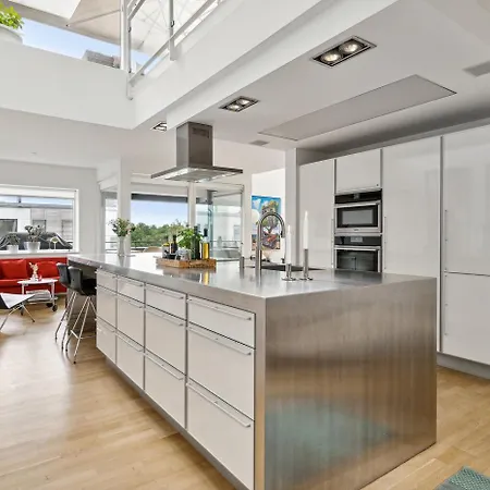 Tatil Evi Lejlighed I Penthouse Med Fire Terrasser Balkoner Og En Fantastisk Udsigt Over Havn *